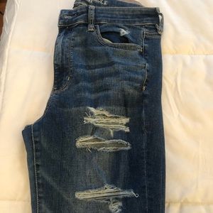 American Eagle 12L distressed SuperStretch X